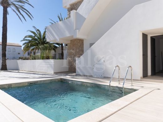 Appartement de luxe à vendre à Empuriabrava, 490 000 €, Photo 1