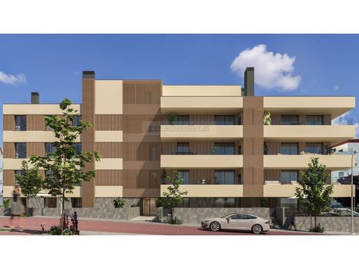 Luxury Apartment for sale in Torres Vedras, 497 000 €, Photo 1