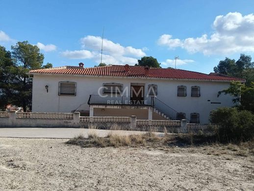 Maison de luxe à vendre à La Nucia, 750 000 €, Photo 1