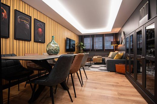 Appartement de luxe à vendre à A Coruña, 415 000 €, Photo 1