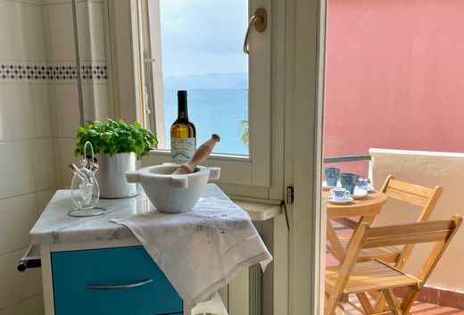 Luxury Apartment for sale in Sestri Levante, 1 350 000 €, Photo 7