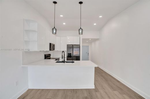 Luxury House for sale in Miami Terrace Mobile Home, 401 171 €, Photo 7