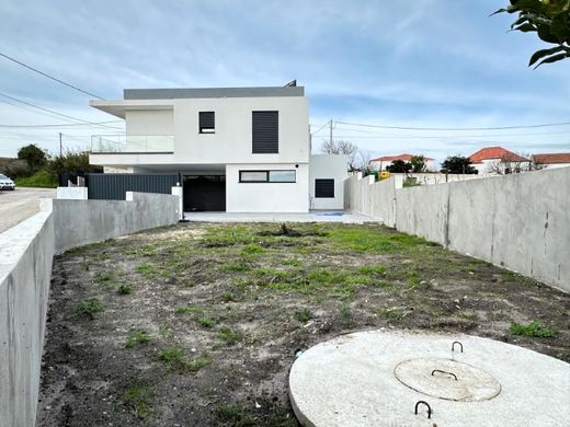 Maison de luxe à vendre à Torres Vedras, 690 000 €, Photo 2