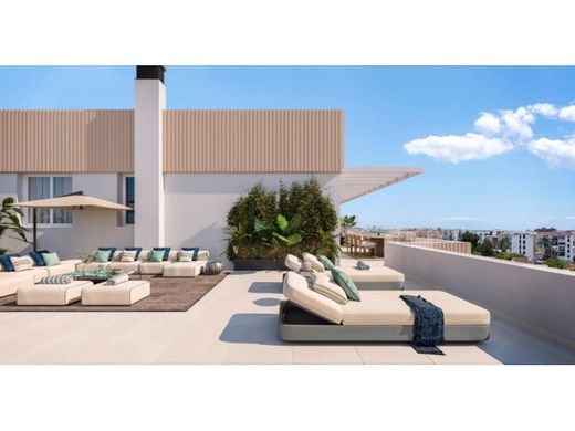 Luxury Apartment for sale in Estepona, 499 000 €, Photo 2