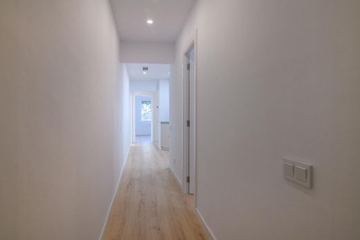 Luxury Apartment for sale in Barcelona, 530 000 €, Photo 4