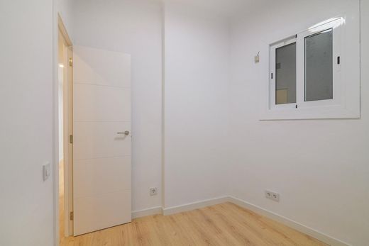 Luxury Apartment for sale in Barcelona, 530 000 €, Photo 7