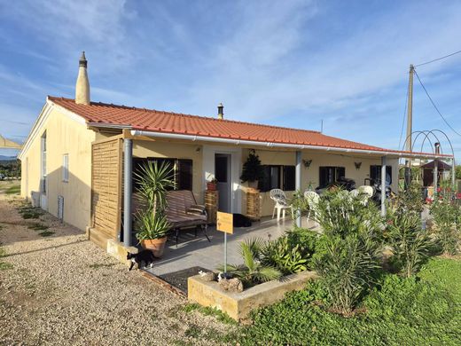 Luxury House for sale in Porches, 890 000 €, Photo 1