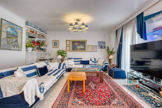 Maison de luxe à vendre à Kalamariá, 800 000 €, Photo 2