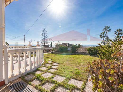 Luxury House for sale in Vélez-Málaga, 540 000 €, Photo 3