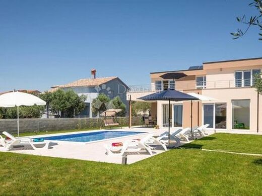 Maison de luxe à vendre à Vodnjan, 790 000 €, Photo 6