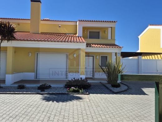 Maison de luxe à vendre à Alcobaça, 435 000 €, Photo 2