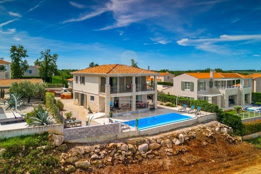 Maison de luxe à vendre à Novigrad, 1 150 000 €, Photo 2
