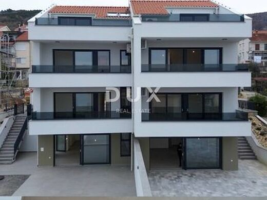 Appartement de luxe à vendre à Crikvenica, 479 000 €, Photo 2