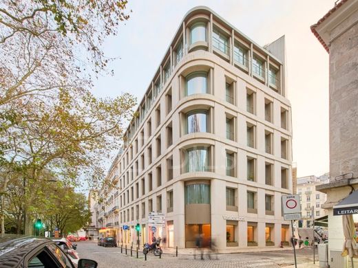 Luxury Apartment for sale in Lisbon, 2 300 000 €, Photo 2