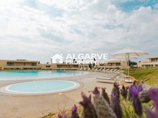 Luxury Apartment for sale in Porches, 800 000 €, Photo 5