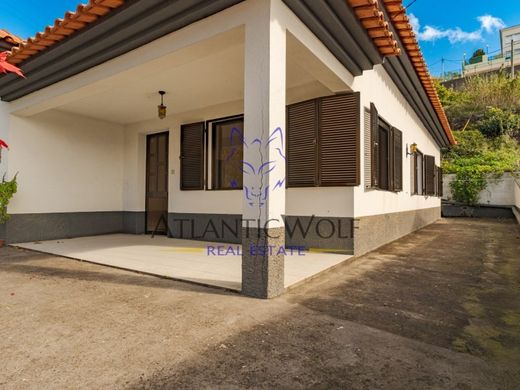 Luxury House for sale in Calheta, 675 000 €, Photo 7