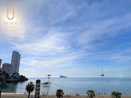 Luxury Apartment for sale in Benidorm, 650 000 €, Photo 1