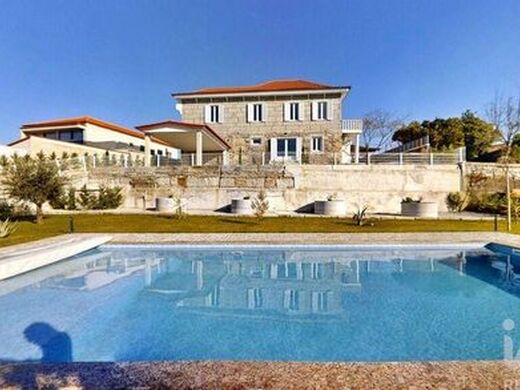 Luxury House for sale in Macieira Da Lixa, 725 000 €, Photo 1