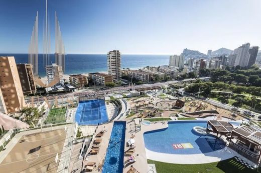 Luxury Apartment for sale in Benidorm, 658 500 €, Photo 1