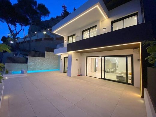 Luxury Apartment for sale in Benidorm, 1 650 000 €, Photo 1