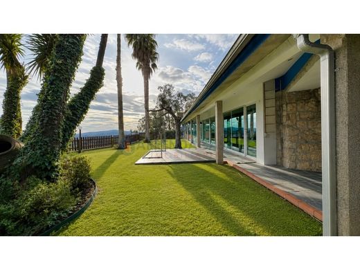 Luxury House for sale in Barcelos, 960 000 €, Photo 1