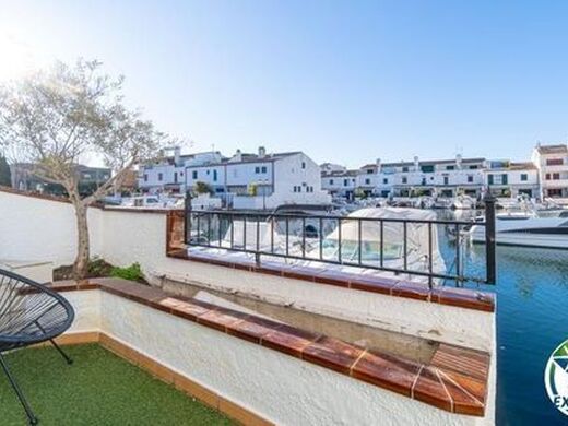 Maison de luxe à vendre à Empuriabrava, 425 000 €, Photo 1