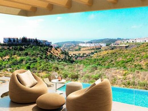 Maison de luxe à vendre à Manilva, 560 000 €, Photo 1