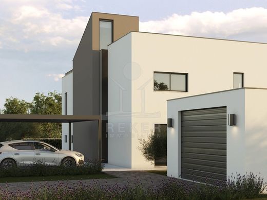 Maison de luxe à vendre à Porec, 1 600 000 €, Photo 2
