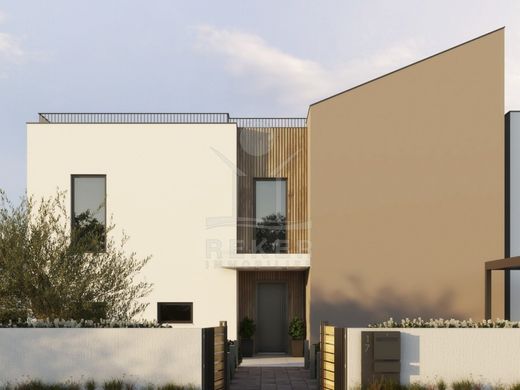 Maison de luxe à vendre à Porec, 1 600 000 €, Photo 3