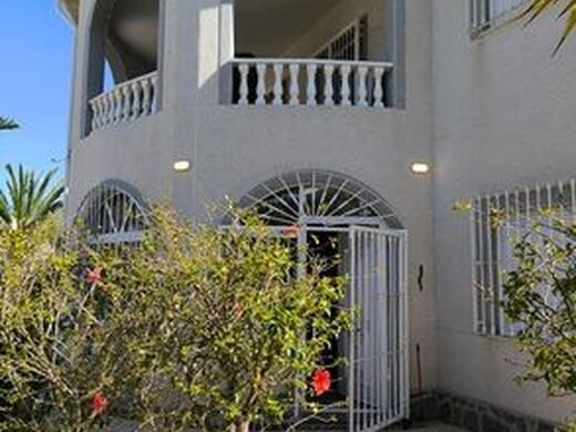 Maison de luxe à vendre à Torrevieja, 499 000 €, Photo 2