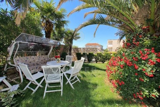 Luxury House for sale in Zadar, 2 100 000 €, Photo 7