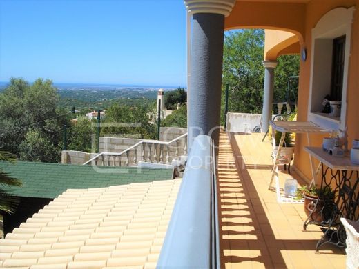 Maison de luxe à vendre à Faro, 690 000 €, Photo 1