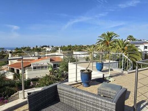 Luxury House for sale in Lagoa, 900 000 €, Photo 2