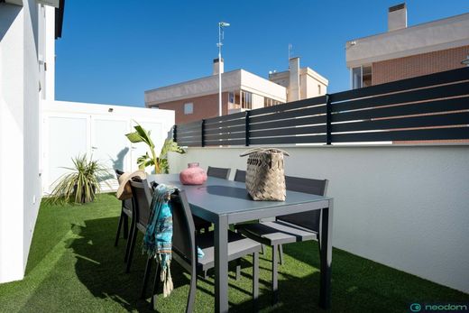 Maison de luxe à vendre à Alicante, 420 000 €, Photo 4