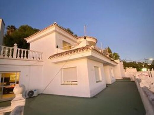Maison de luxe à vendre à Nueva Andalucia, 730 000 €, Photo 2