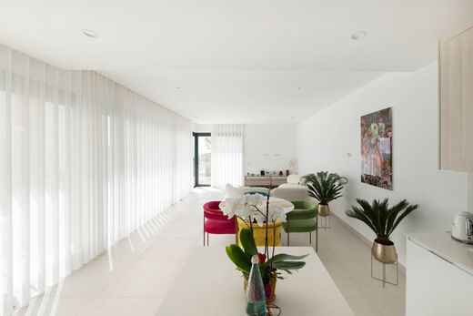 Maison de luxe à vendre à Casares, 890 000 €, Photo 2