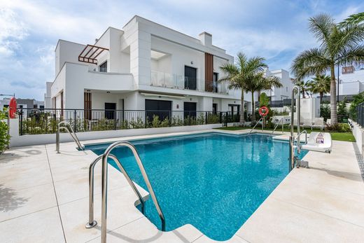 Maison de luxe à vendre à Bel-Air, 845 000 €, Photo 2