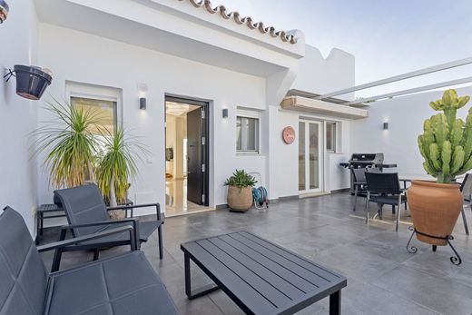 Maison de luxe à vendre à Nueva Andalucia, 995 000 €, Photo 3
