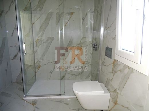 Luxury House for sale in Seixal, 430 000 €, Photo 4