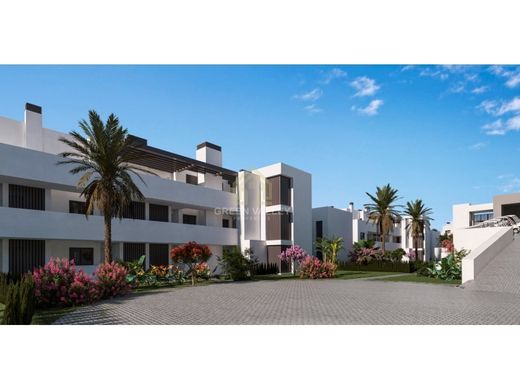 Luxury Apartment for sale in Alcaidesa, 510 000 €, Photo 1