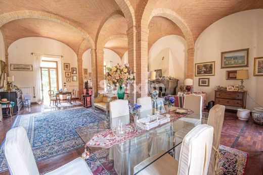 Luxury Apartment for sale in Siena, 850 000 €, Photo 4