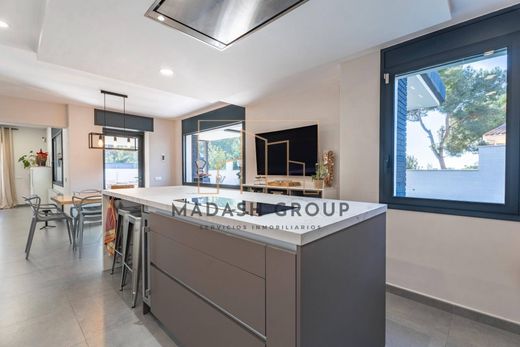 Maison de luxe à vendre à El Vendrell, 745 000 €, Photo 5