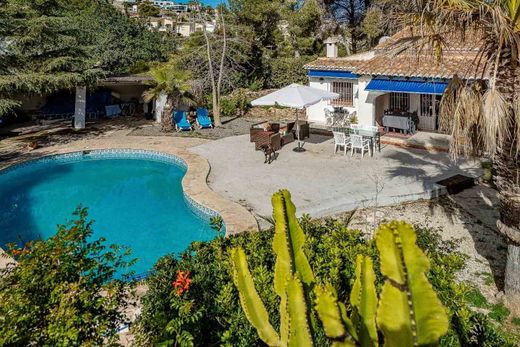 Luxury House for sale in Moraira, 550 000 €, Photo 1