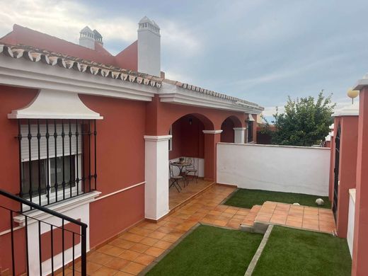Luxury House for sale in Torre Del Mar, 485 000 €, Photo 2