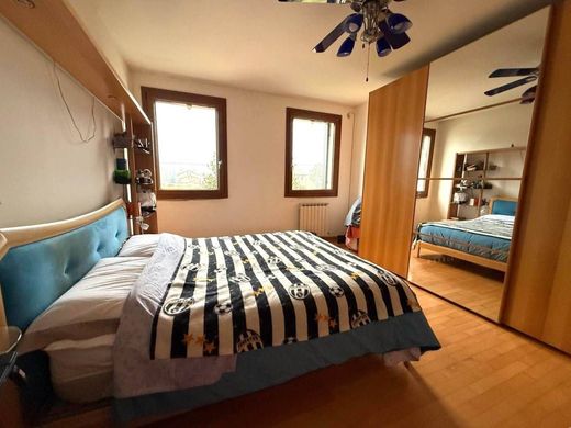 Luxury House for sale in Martellago, 719 000 €, Photo 5