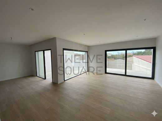 Luxury House for sale in Leiria, 425 000 €, Photo 3