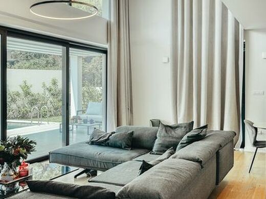 Luxury House for sale in Várkiza, 1 800 000 €, Photo 1