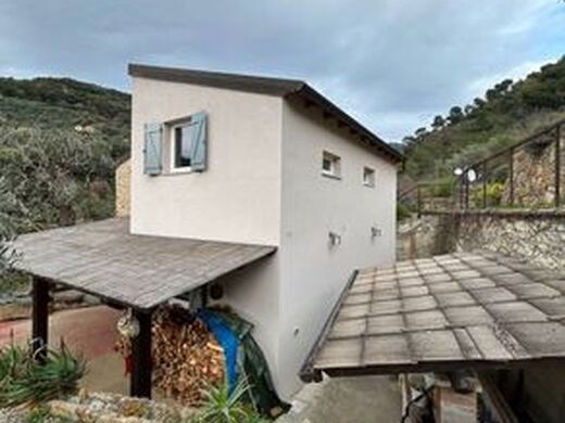 Luxury House for sale in Seborga, 495 000 €, Photo 1