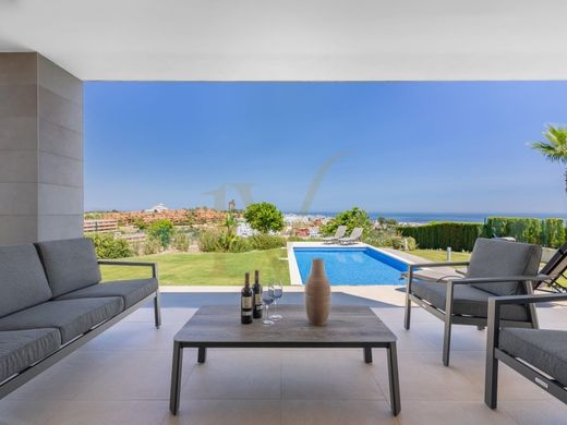 Maison de luxe à vendre à Manilva, 1 150 000 €, Photo 1