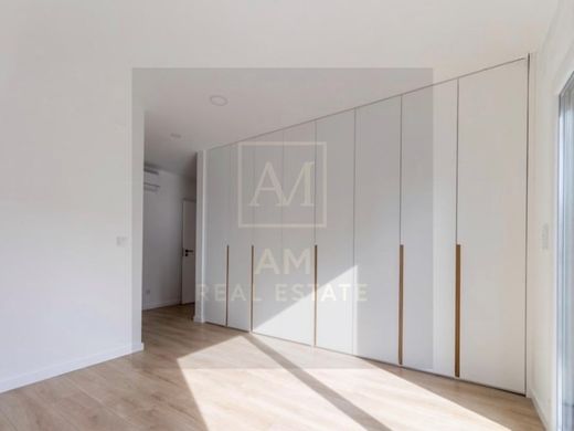 Luxury House for sale in Seixal, 410 000 €, Photo 2